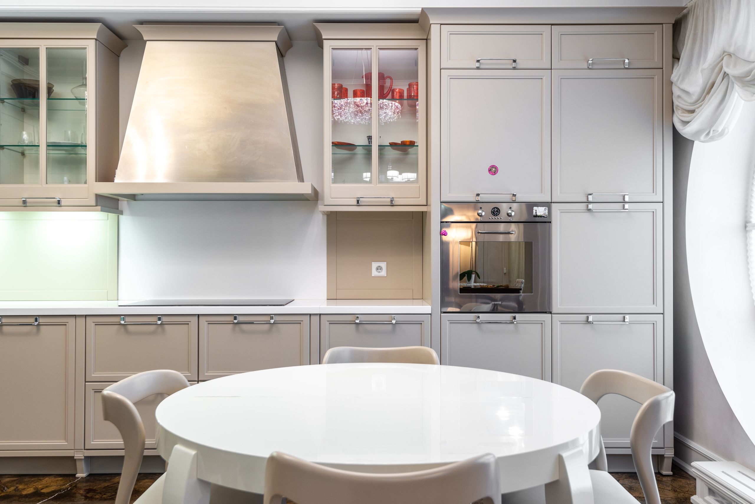 Does CBD expire? Innovative Extracts CBD oil, gummies, and cream stored in a cool kitchen cabinet.